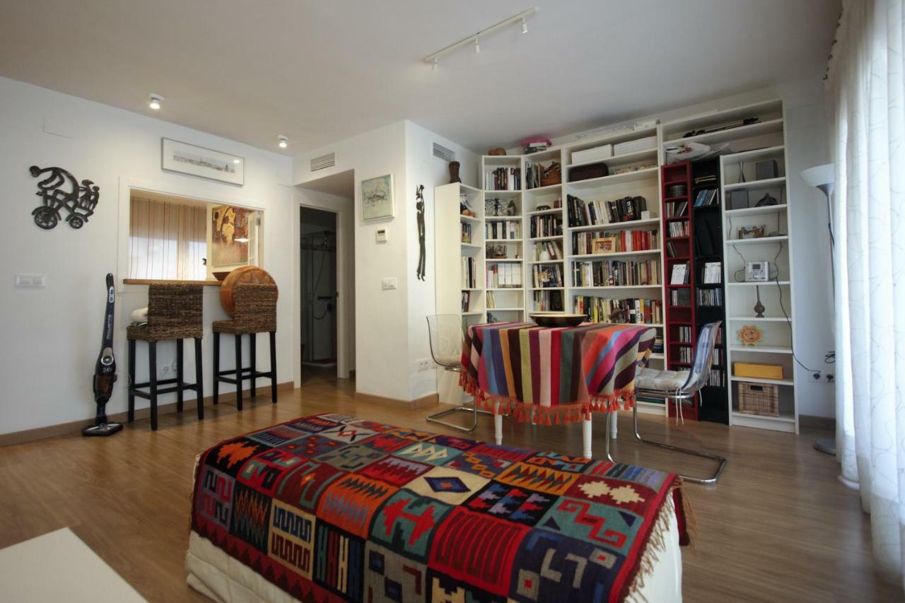 Bonito Apart. Con Parking Y Piscina Μαϊρένα δελ Αλχαράφε Εξωτερικό φωτογραφία